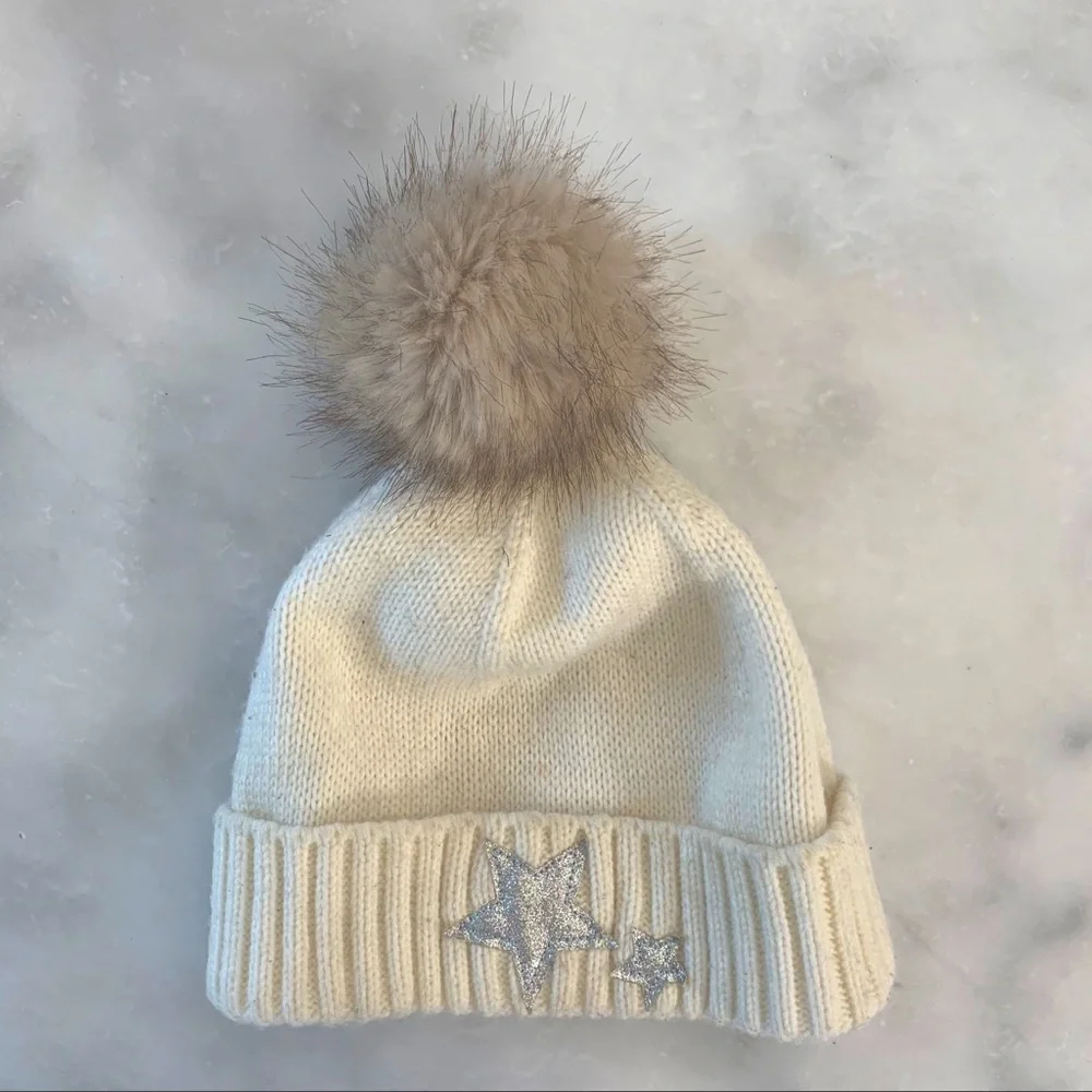 Kids Ribbed Knit Hat with Silver Stars. Cream.